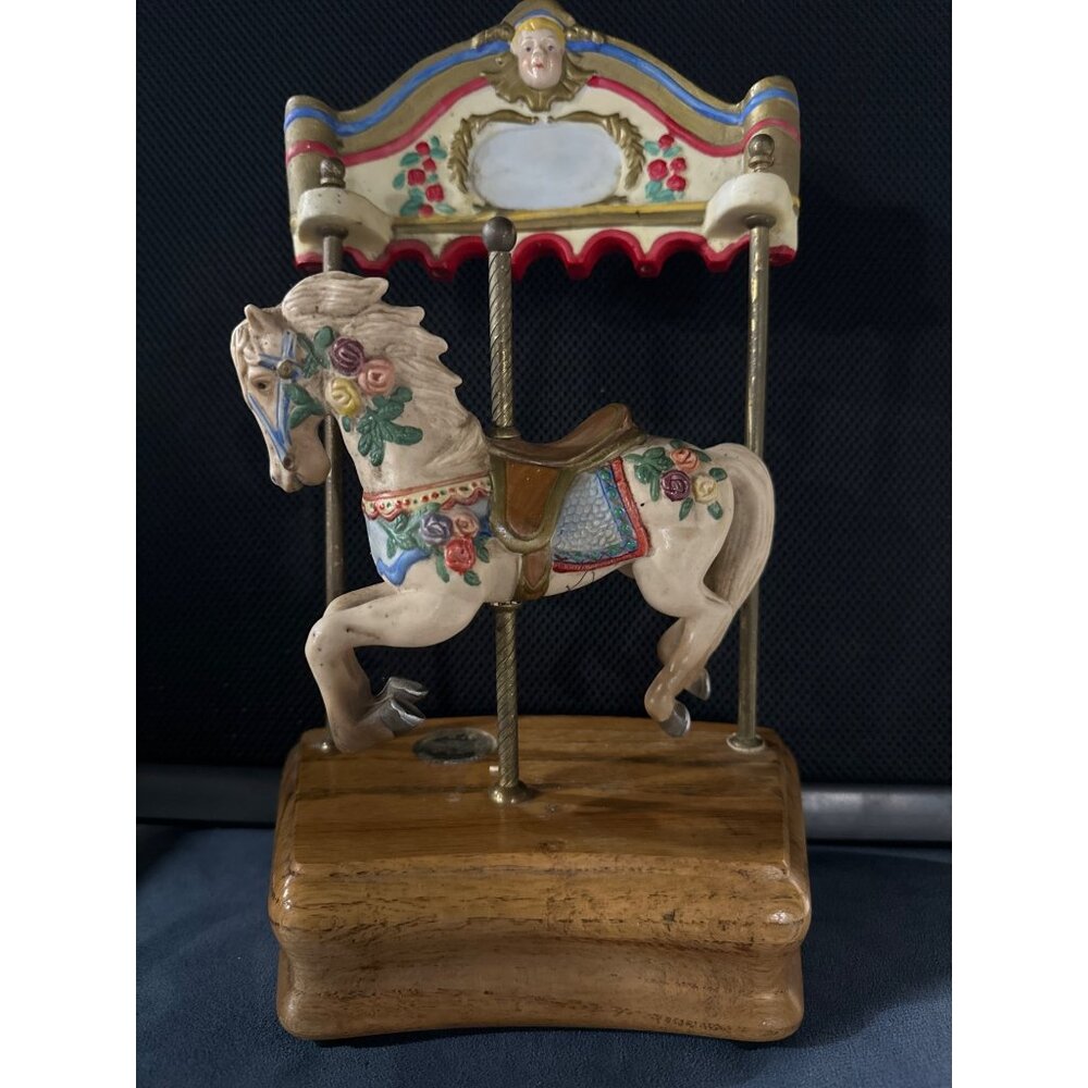 Willitts Designs TOBIN FARLEY Collection Melodies Carousel Horse